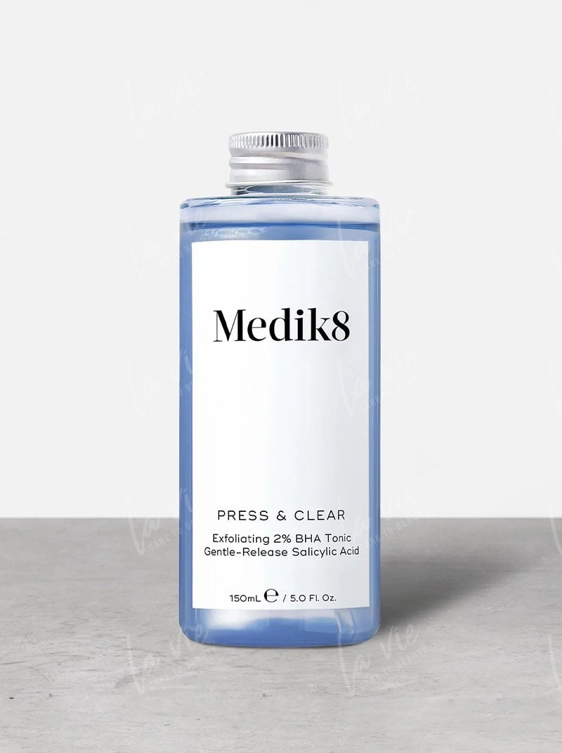 Medik8-Press&Clear-Tonik-zluszczajacy-z-kwasami-BHA-i-lagodnym-2%-kwasem-salicylowym 150ml-refill