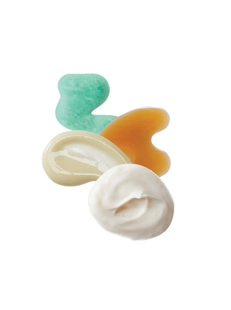 Cosmedix-Even-Tone-Skin-4-piece-Essentials-Kit-Zestaw-pielegnacyjny-na-przebarwienia-4x-15-ml-konsystencja