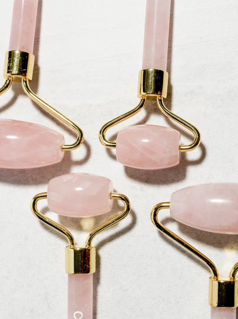 Cosmedix-Quartz-Crystal-Rose-Roller-Roller-do-masazu-z-rozowego-kwarcu-2