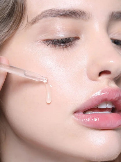 Cosmedix-Surge-Hyaluronic-Acid-Booster-Serum-intensywnie-nawilzajace-z-kwasem-hialuronowym-30-ml-3