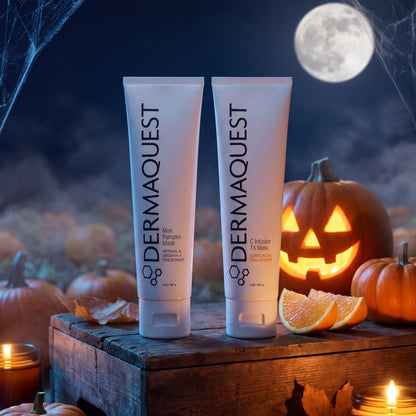 Dermaquest Mini Pumpkin Mask i C Infusion TX Mask w halloweenowej scenerii z dyniami