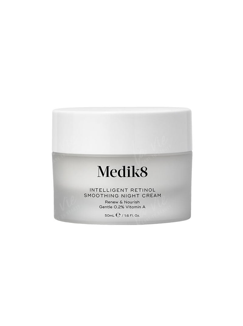 Medik8 Medik8 - Intelligent Retinol Smoothing Night Cream Krem z retinolem 0,2% usuwający oznaki starzenia 50 ml