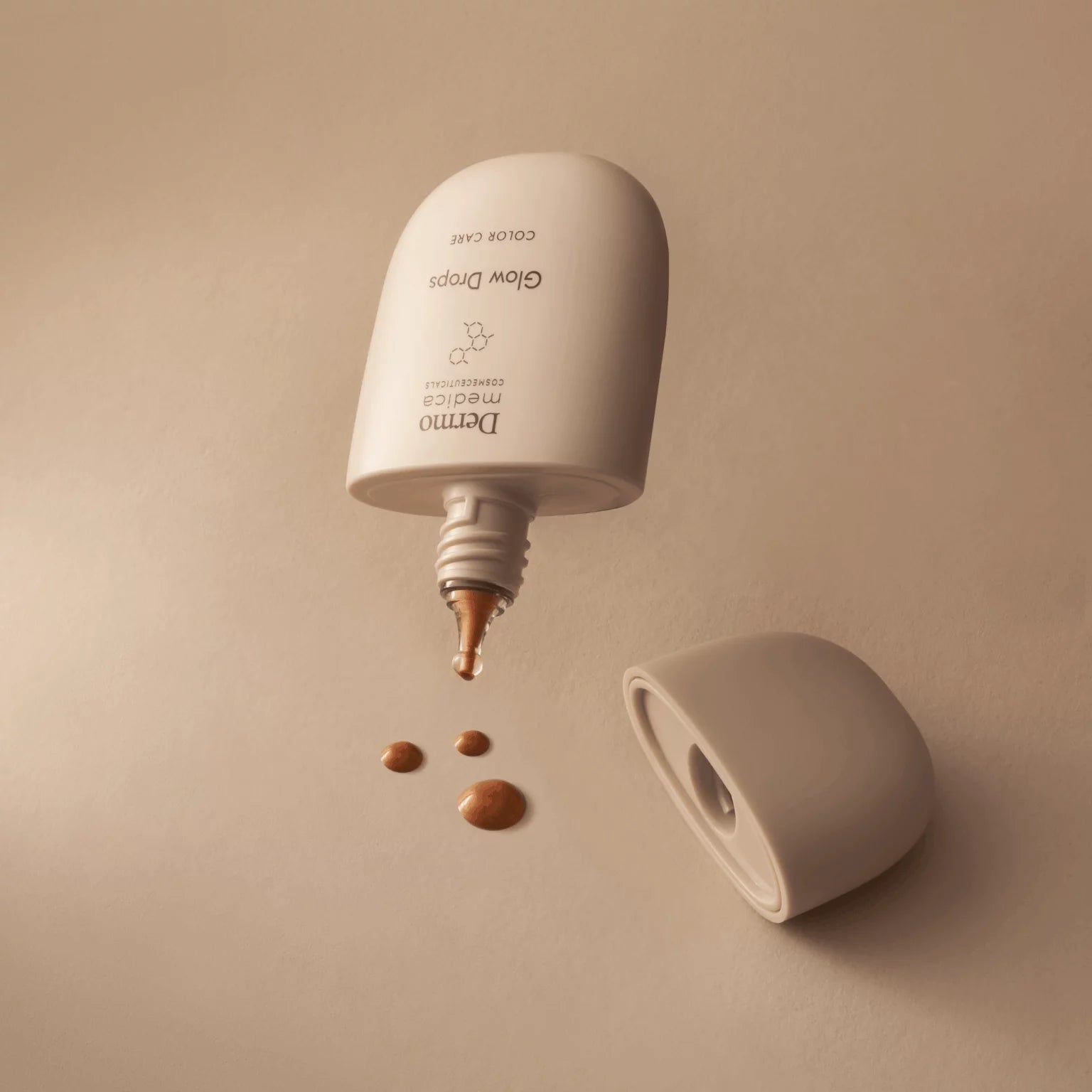 Dermomedica - Glow Drops Rozświetlające krople z efektem zdrowej opalenizny i pielęgnacją anti-stress 26,6 ml