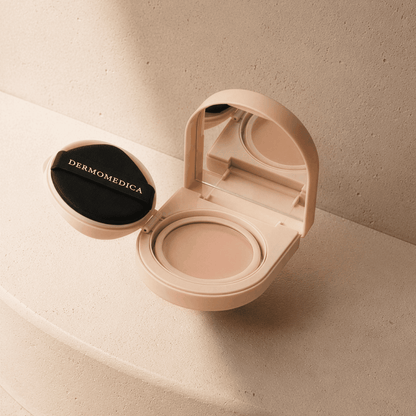 Dermomedica - Sunscreen Perfect Skin Fotoprotekcja, pielęgnacja i wyrównanie kolorytu w jednym kompakcie SPF 50 9,3 g FAIR LIGHT