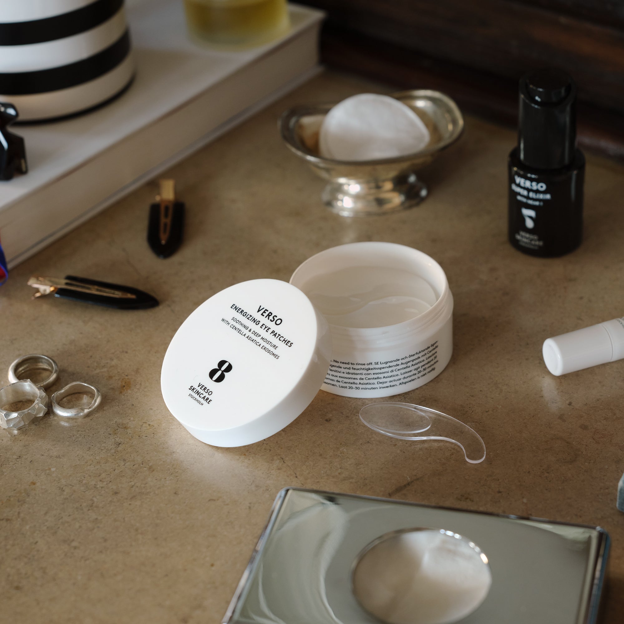Verso - Energizing Eye Patches 30 Pairs Rewitalizujące hydrożelowe płatki pod oczy z egzosomami Centella Asiatica - 30 par 30 par