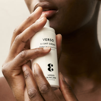 Verso - Night Cream Visibly Rejuvenating Retinol 8 Odmładzający krem na noc z Retinol 8 50 ml