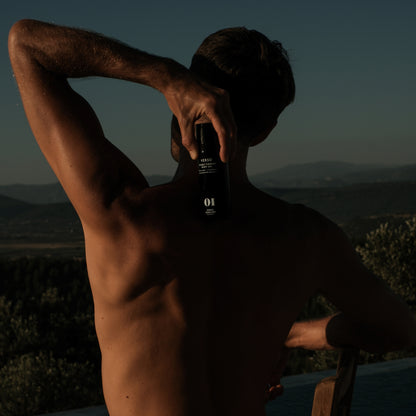 Verso - Body Visibly Firming Oil Wzmacniający i ujędrniający olejek z retinoidem NEAR 1 100 ml