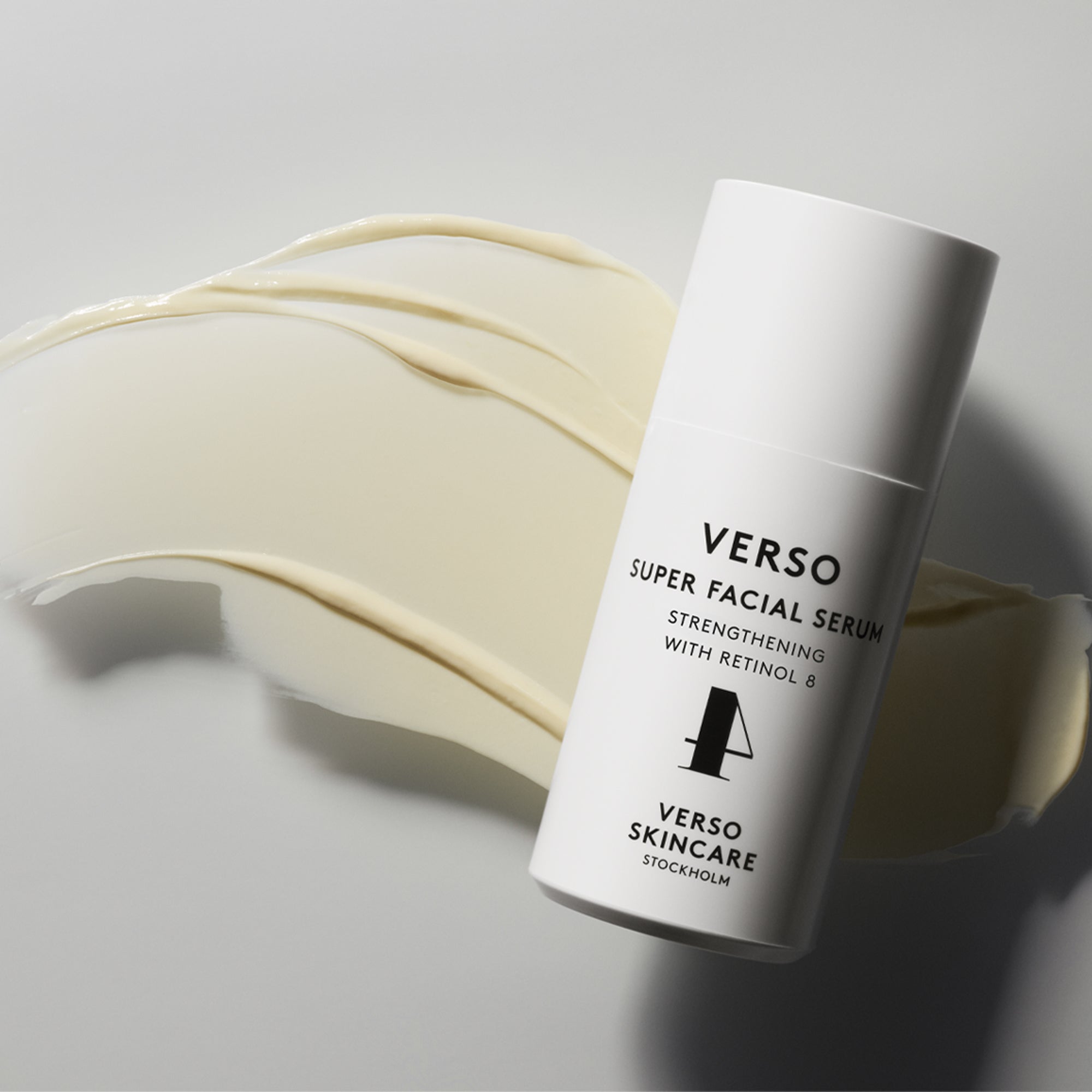 Verso - Super Facial Serum Strengthening Retinol 8 Serum intensywnie odmładzające i wzmacniające skórę z Retinol 8 i peptydami 30 ml
